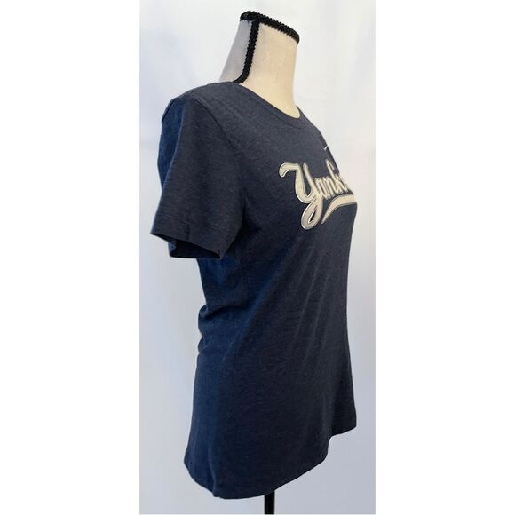 MLB Nike NY Yankees T Shirt | Bleach Effect Logo Short Sleeve Tee - Picture 4 of 9